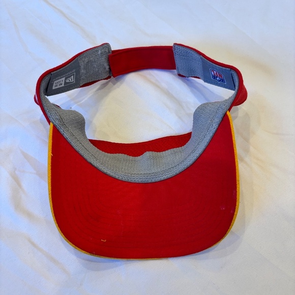 Kansas‎ City Chiefs NFL Adjustable Red & Yellow Visor Hat – New Era - Picture 7 of 7